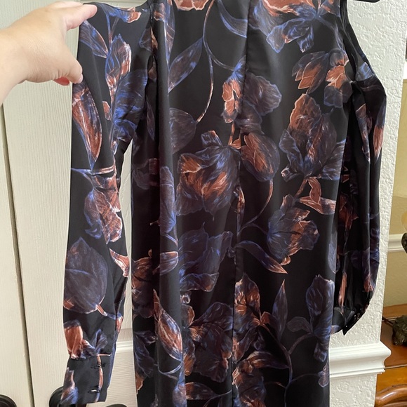 Women’s Everly Dress - Picture 13 of 14